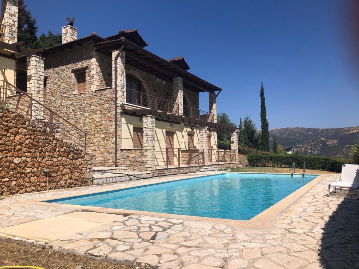 Luxurious Maisonette In The Countryside With A Pool Kalavryta Exterior photo